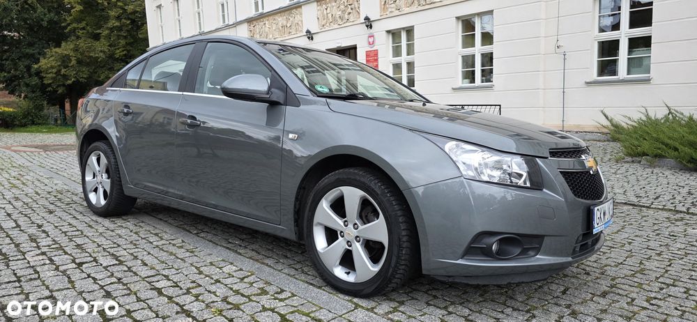 Chevrolet Cruze 1.8 LT+ - 1