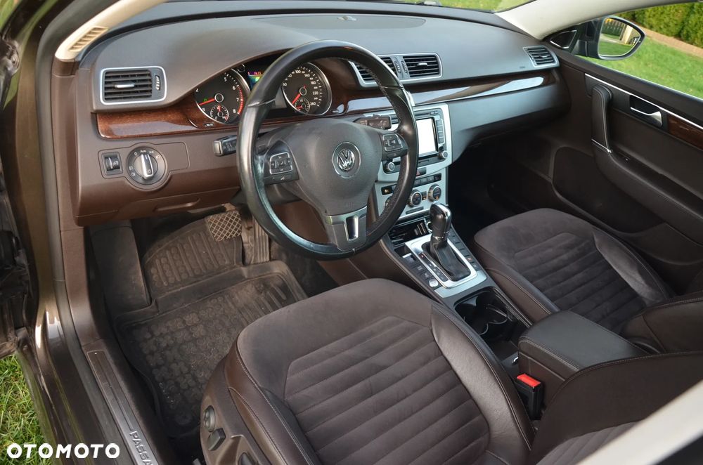 Volkswagen Passat 1.8 TSI Highline DSG - 21