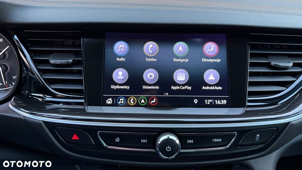 Opel Insignia - 39