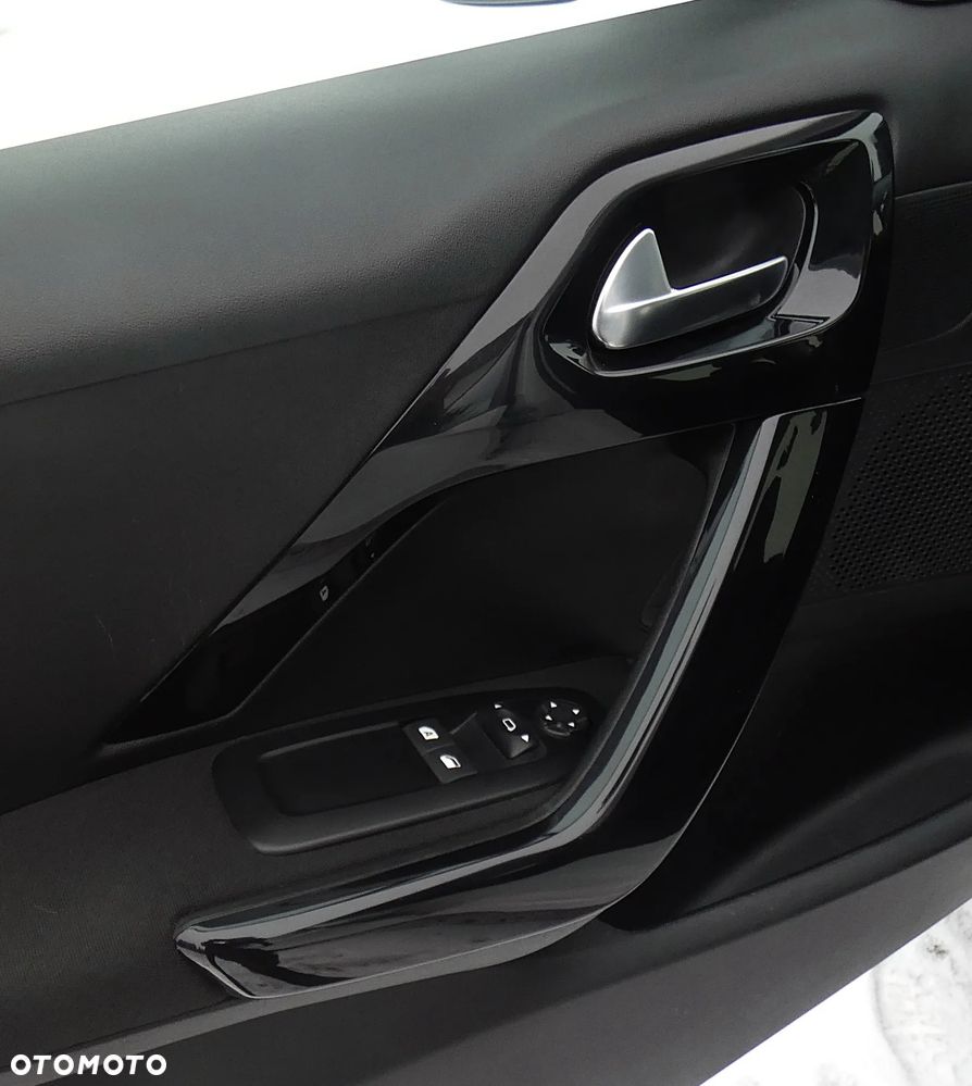 Peugeot 208 1.2 PureTech Active - 23