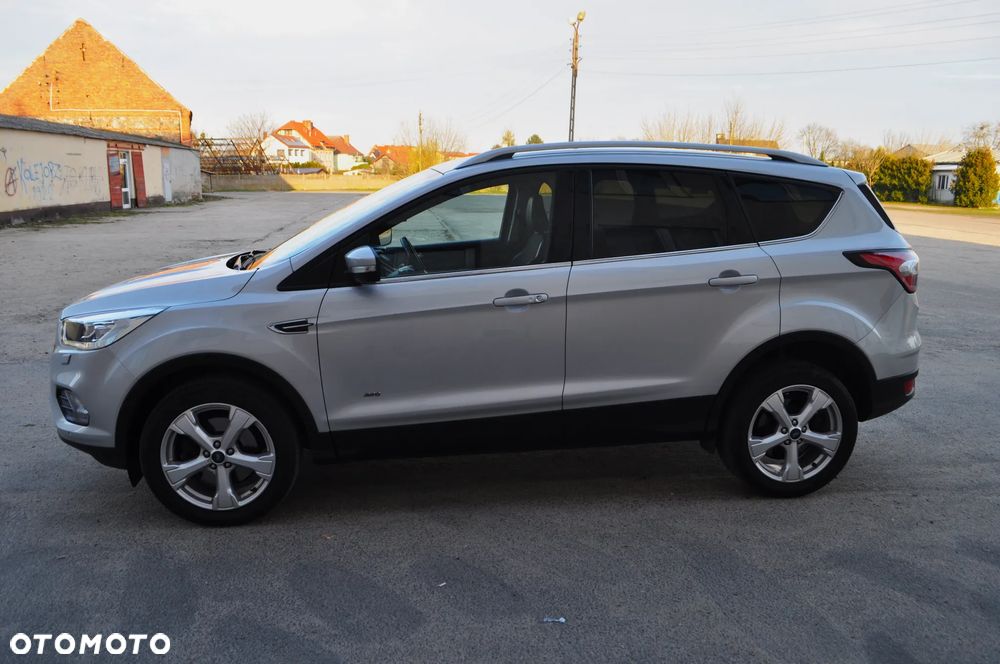 Ford Kuga 2.0 TDCi 4x4 Titanium - 4