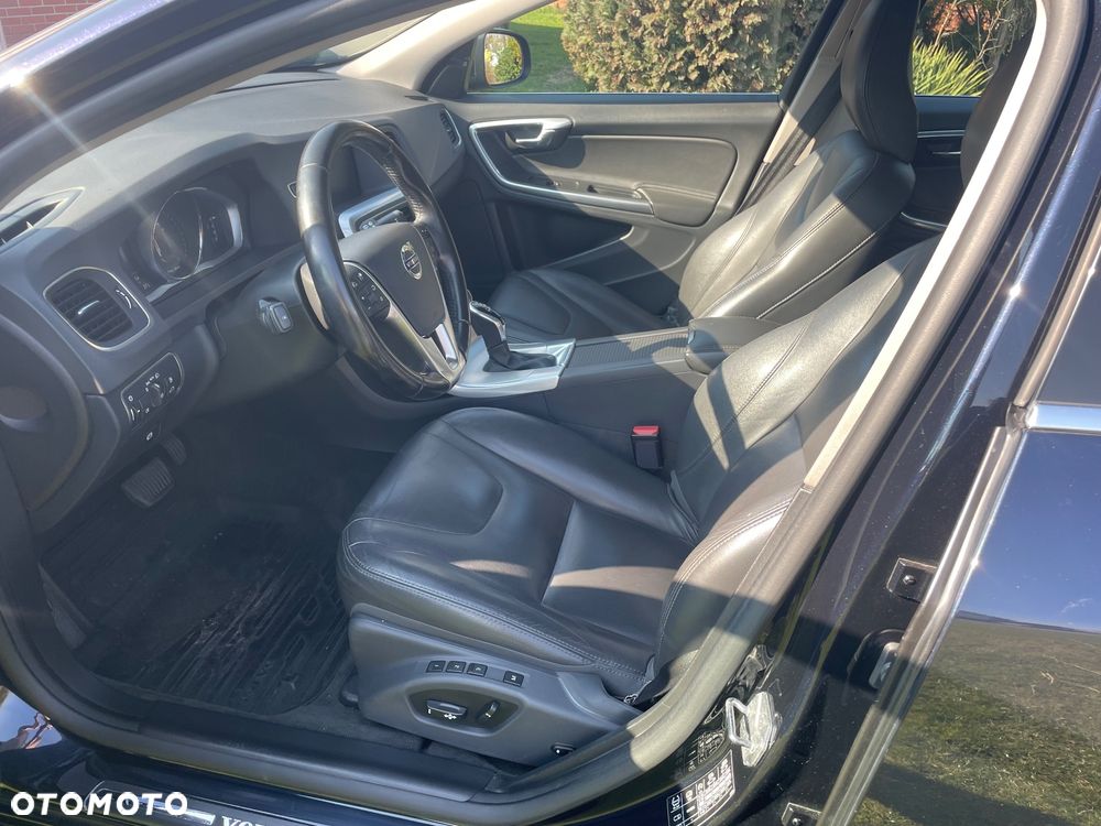 Volvo V60 D3 Drive-E Dynamic Edition (Momentum) - 7