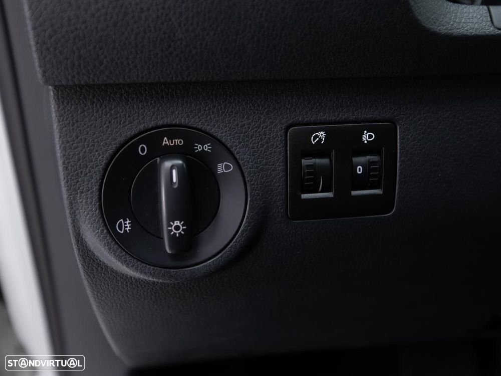 VW Caddy 2.0 TDI DSG C/IVA - 14