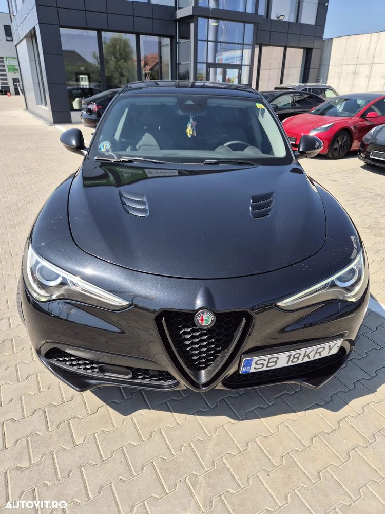Alfa Romeo Stelvio - 5