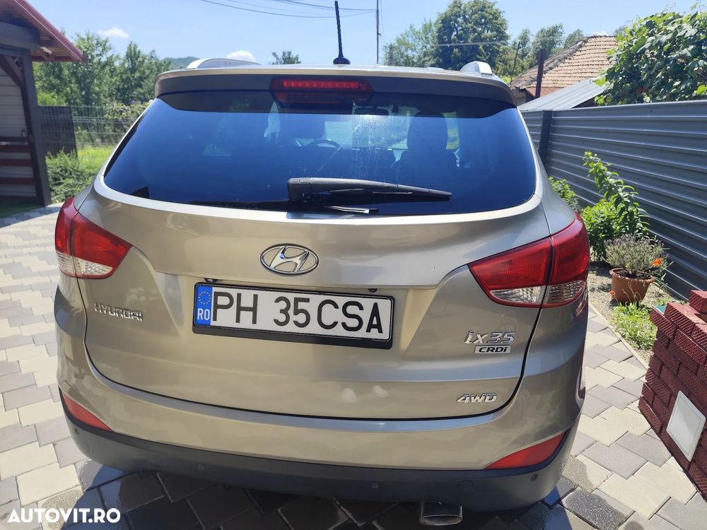 Hyundai ix35 2.0 CRDI 4WD Premium - 2