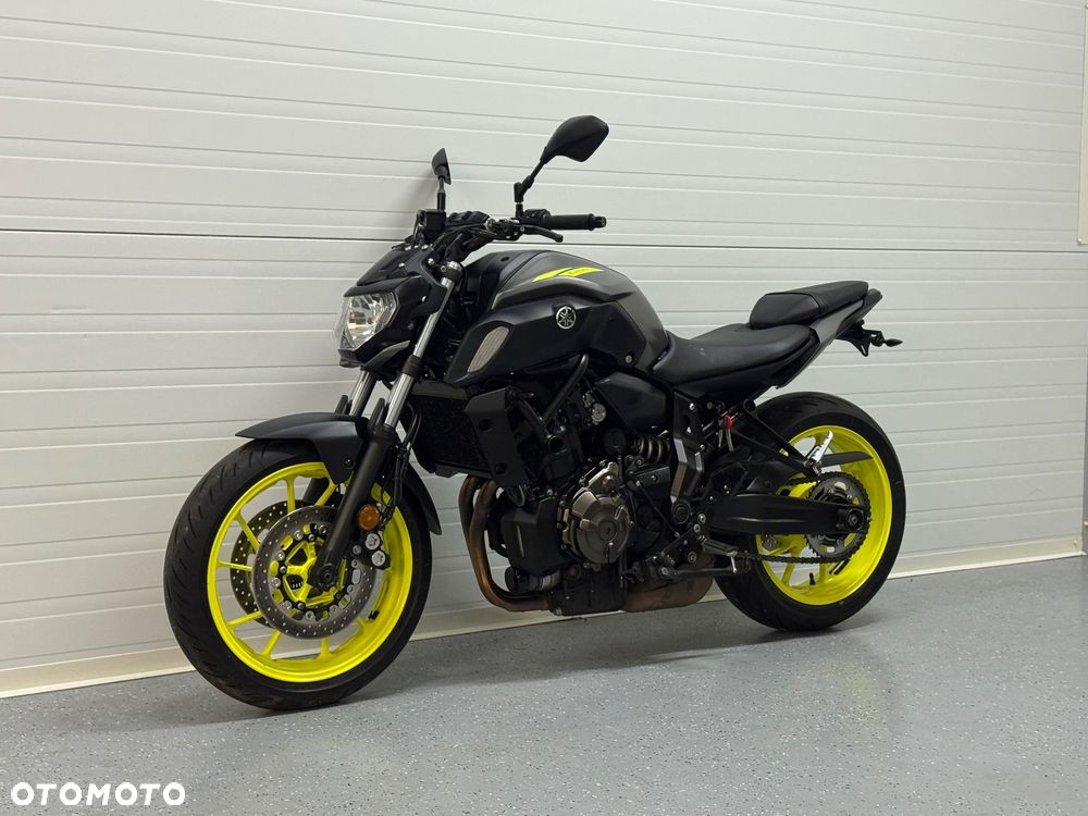 Yamaha MT - 9