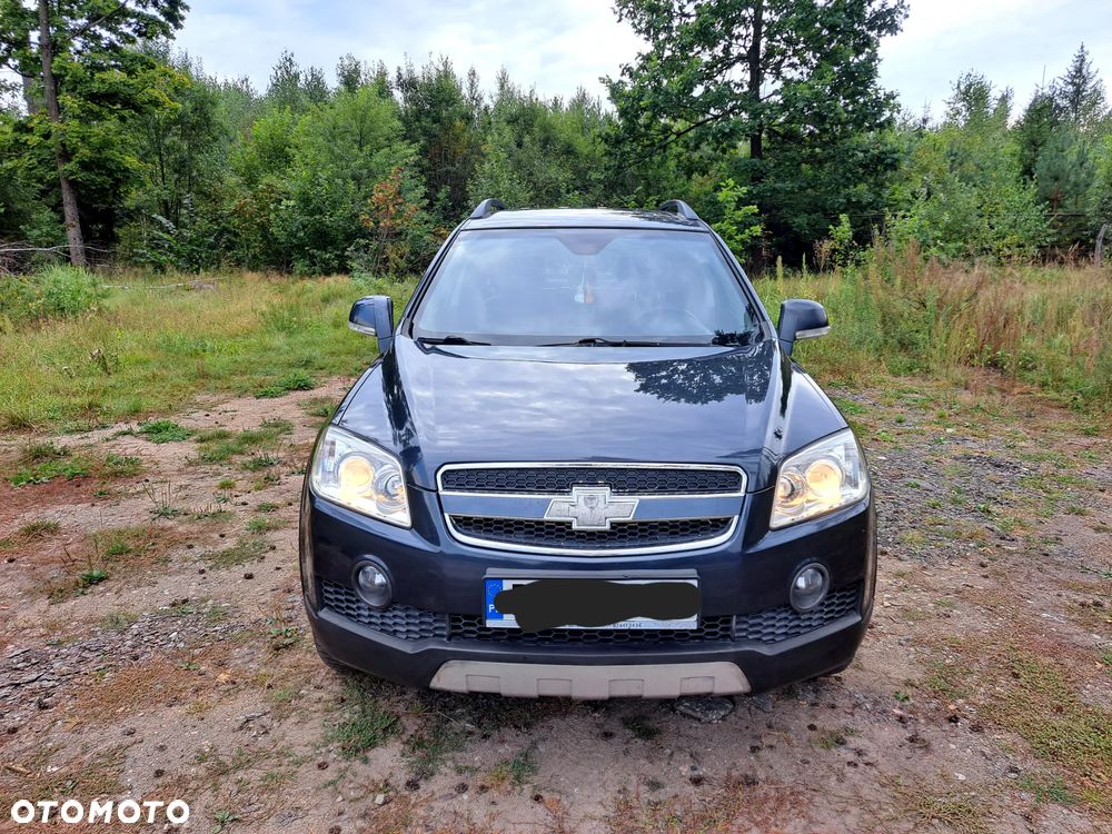 Chevrolet Captiva 2.0 d LT medium - 3