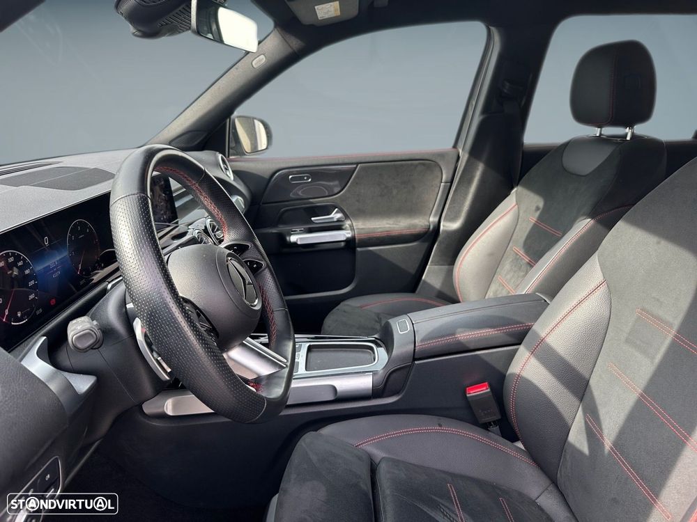 Mercedes-Benz GLB 200 d AMG Line - 13