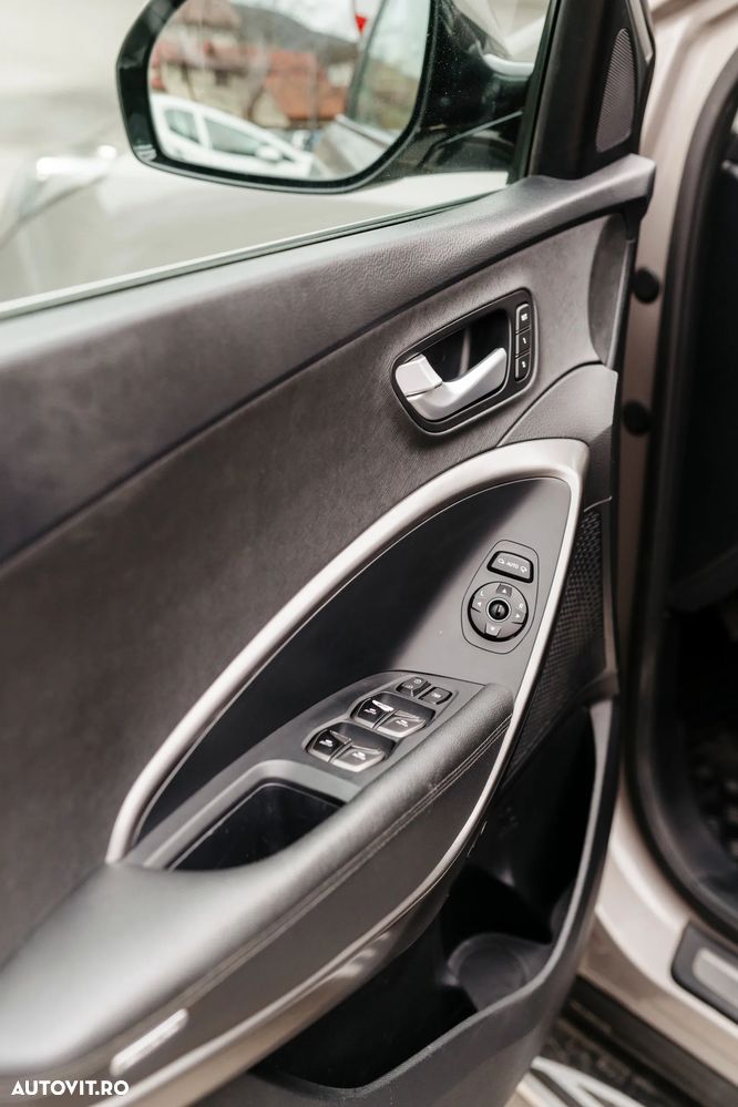 Hyundai Santa Fe - 10