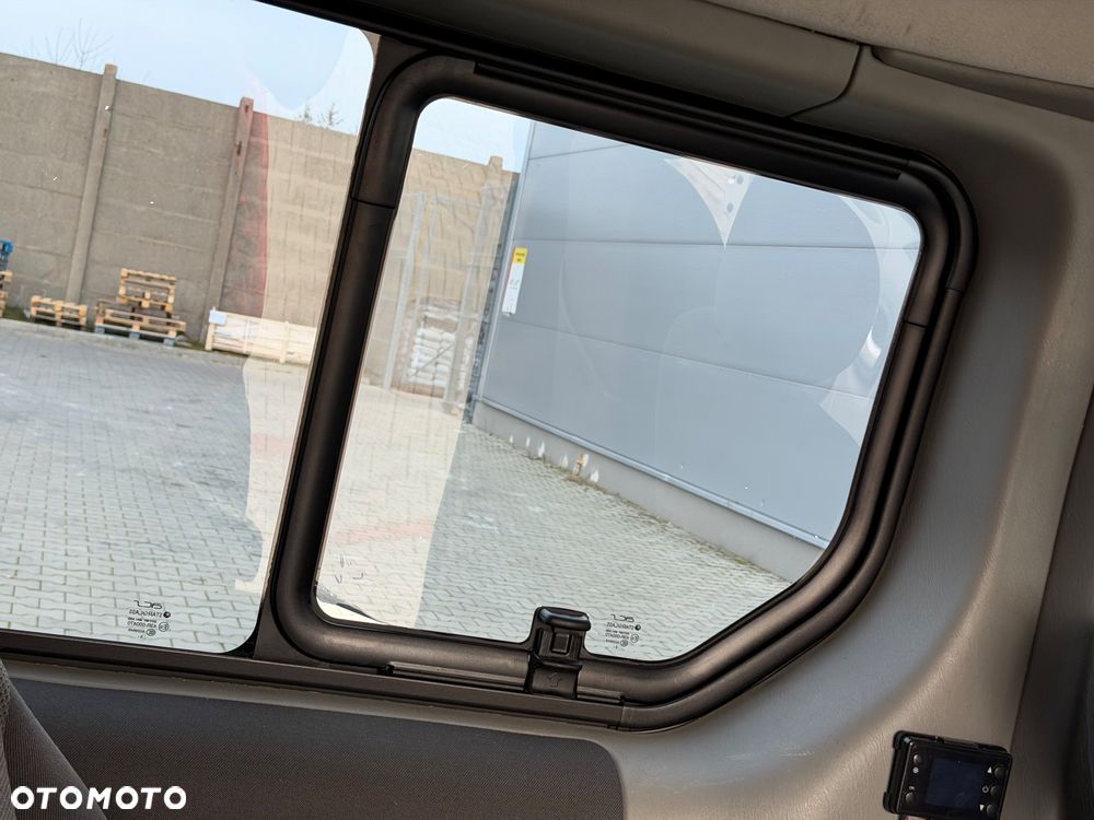 Opel Vivaro L1H1 Tour Cosmo - 31