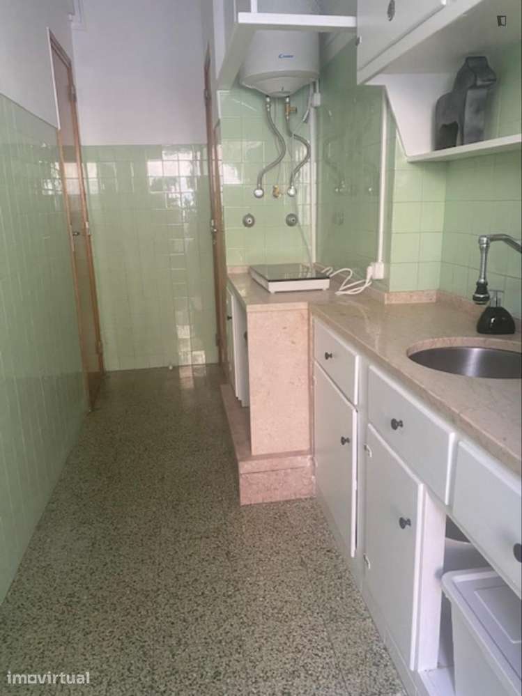 Apartamento com 1 quartos - localizado em Campolide Lisbon - Grande imagem: 4/11