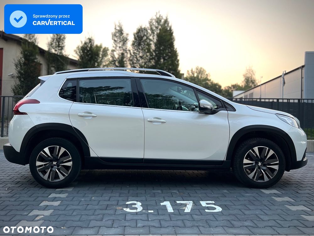 Peugeot 2008 1.2 Pure Tech Allure S&S EAT6 - 14