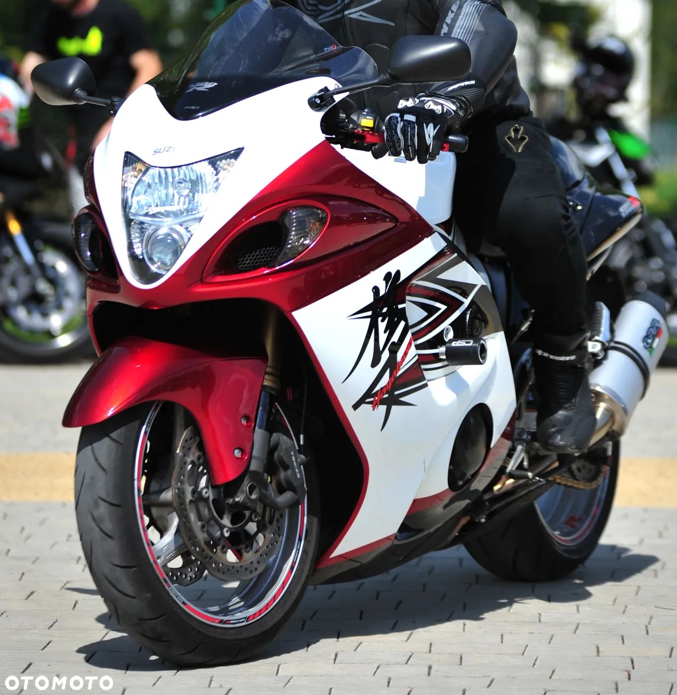 Suzuki Hayabusa - 1