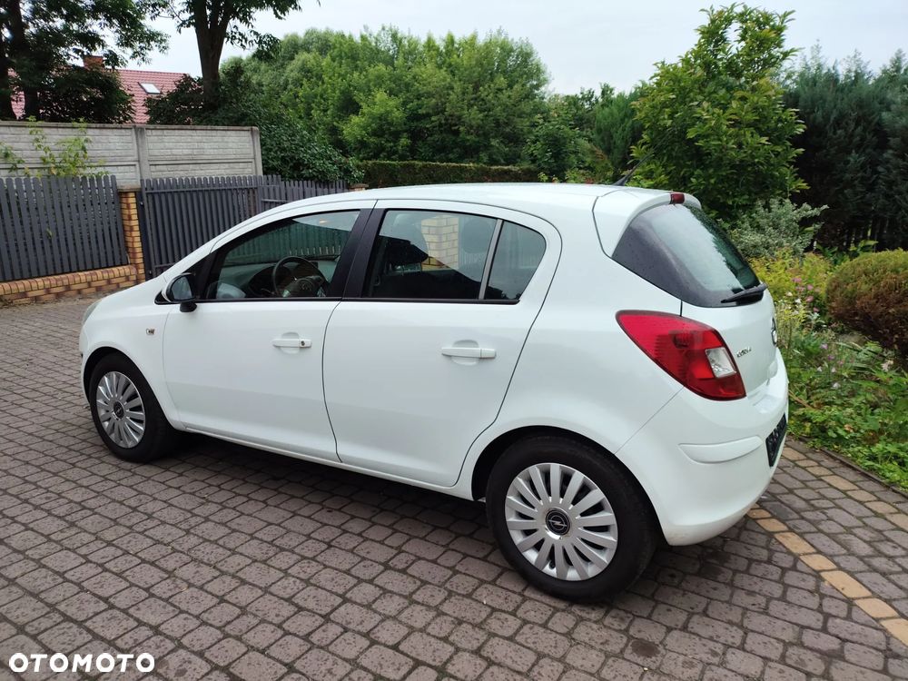 Opel Corsa - 16