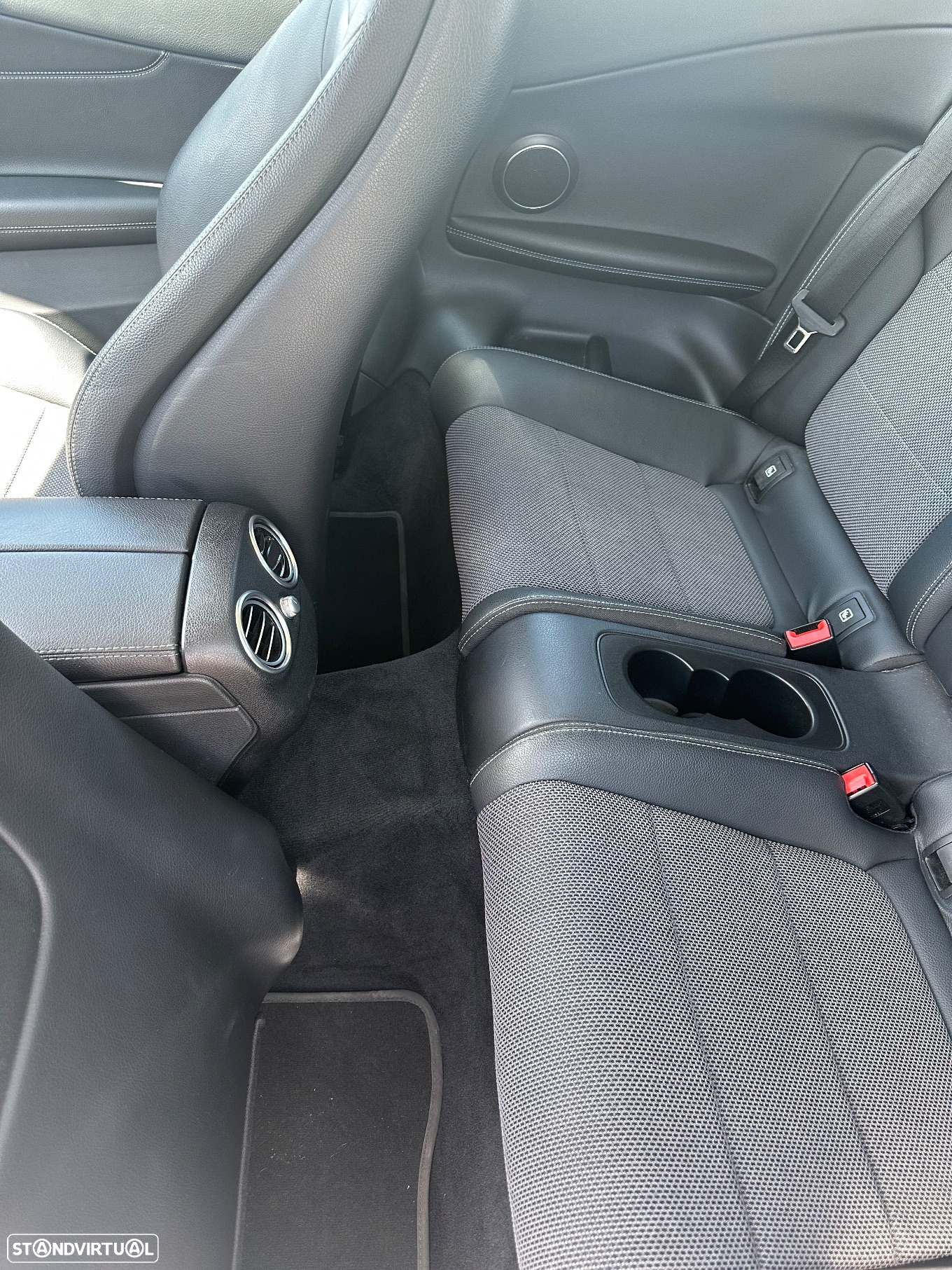Mercedes-Benz C 220 d Aut. - 36