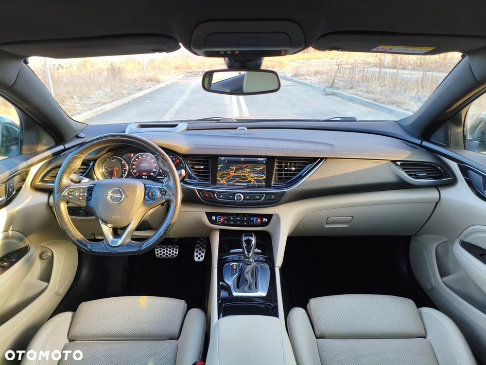 Opel Insignia 2.0 T 4x4 Exclusive S&S - 6