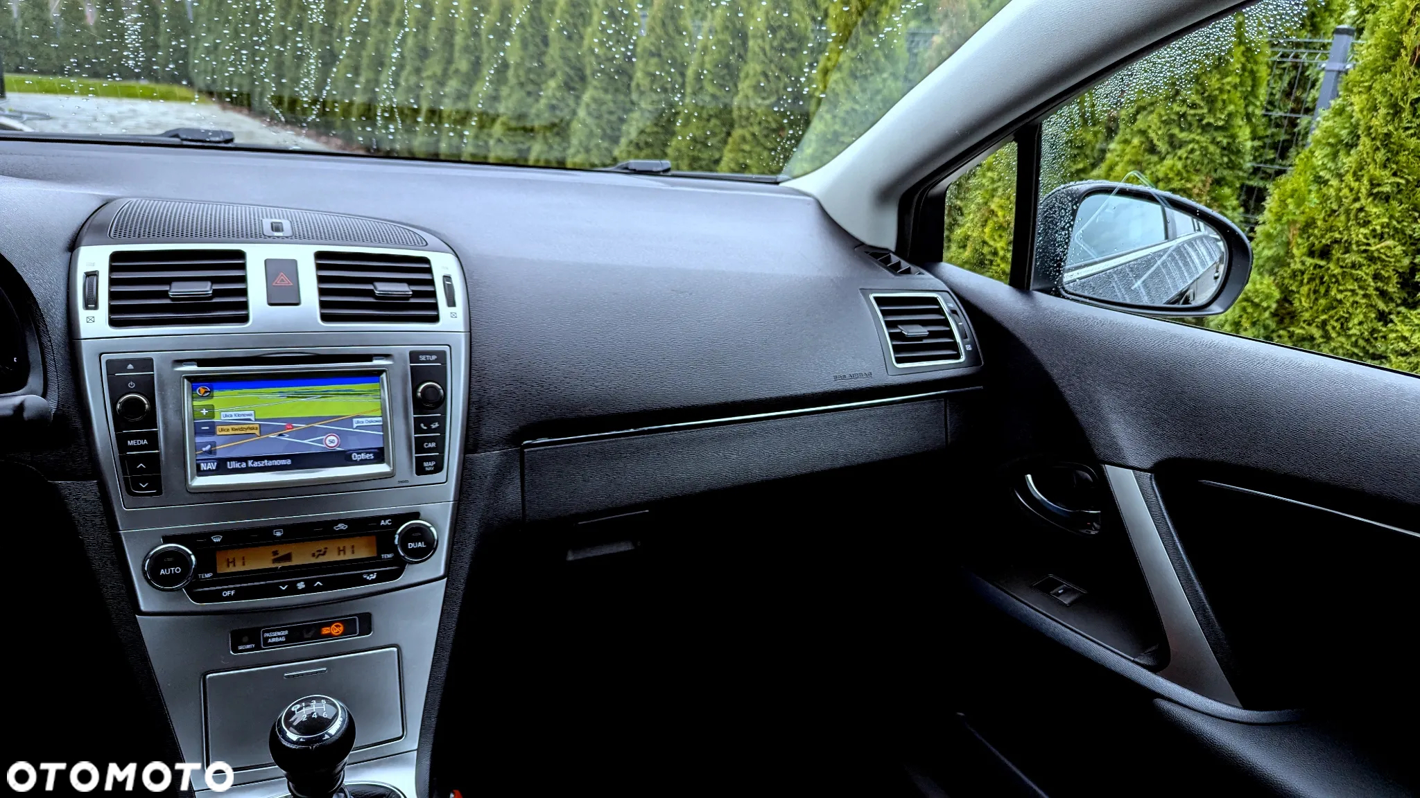 Toyota Avensis 1.8 Business Edition - 9