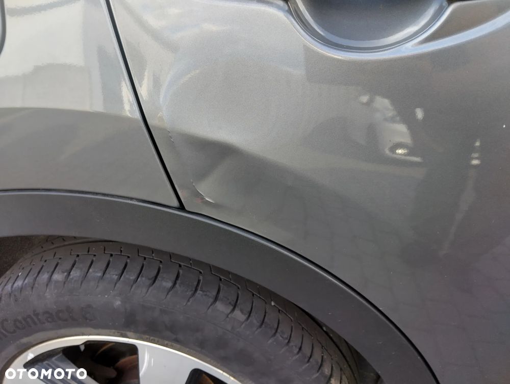 Nissan Qashqai 1.6 DCi Xtronic TEKNA - 9