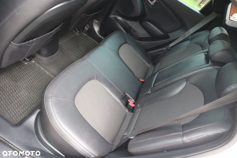 Hyundai ix35 1.6 GDI Premium 2WD - 25