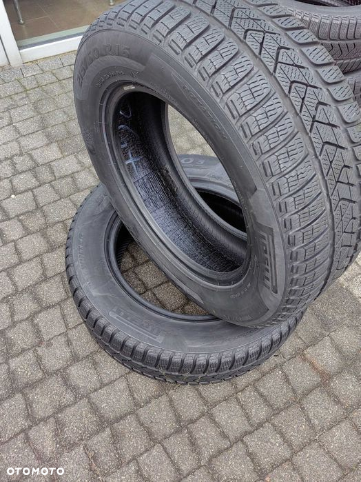215/60R16 95H  Pirelli Sottozero 3 Winter 2021 PARA zima - 7