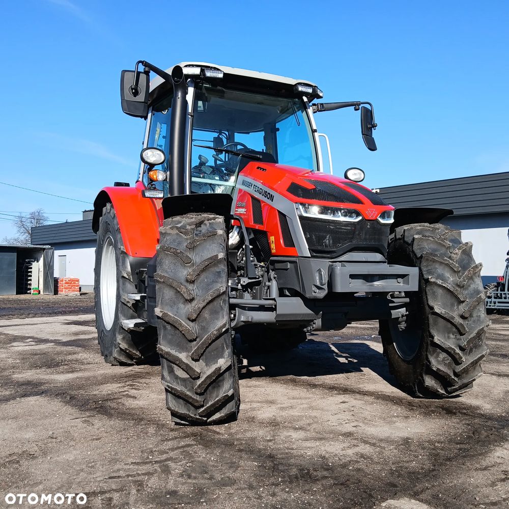 Massey Ferguson 5S.125 Dyna-6 EFFICIENT - 3