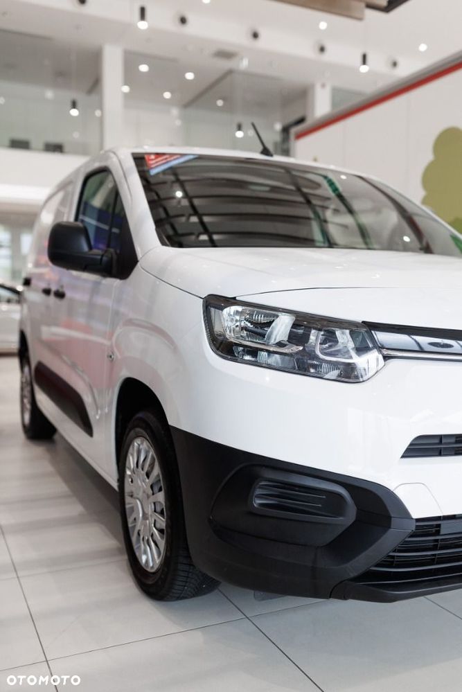 Toyota Proace City - 14