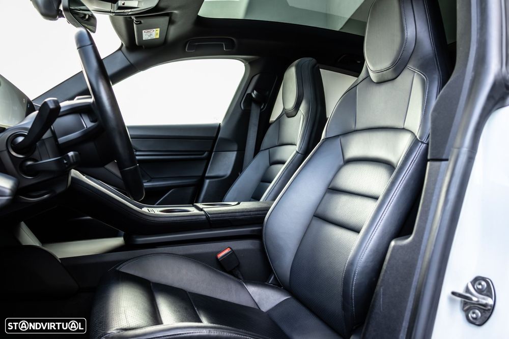 Porsche Taycan Bateria Performance Plus - 29