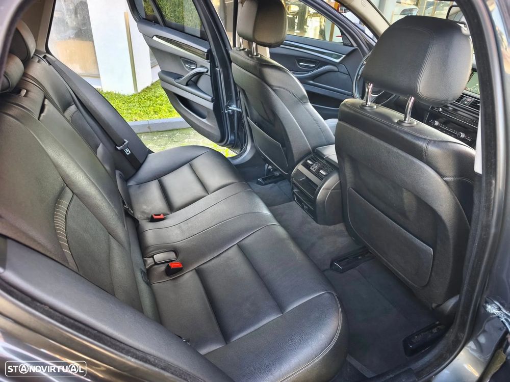 BMW 525 d Line Luxury Auto - 13