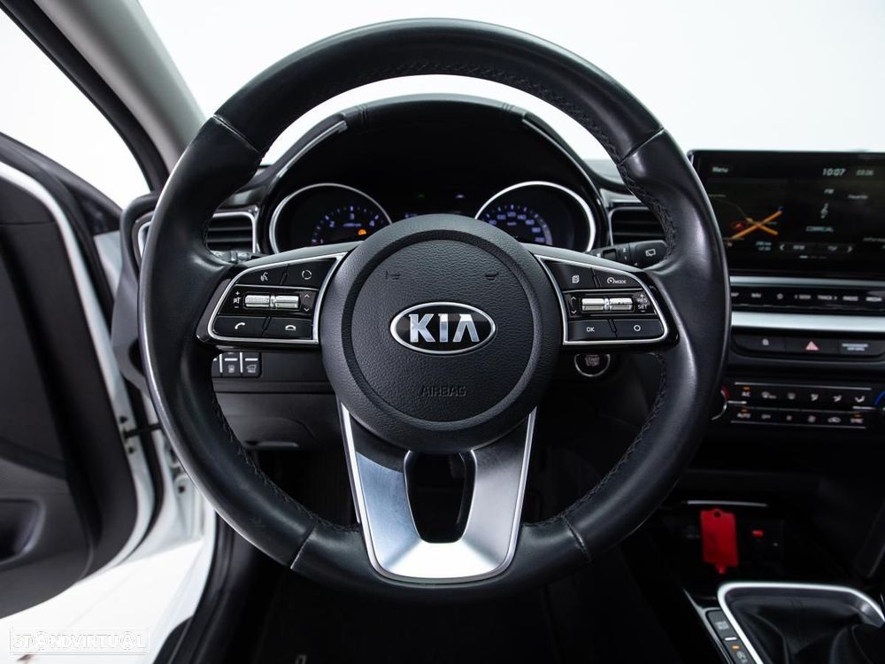 Kia Ceed SW - 18
