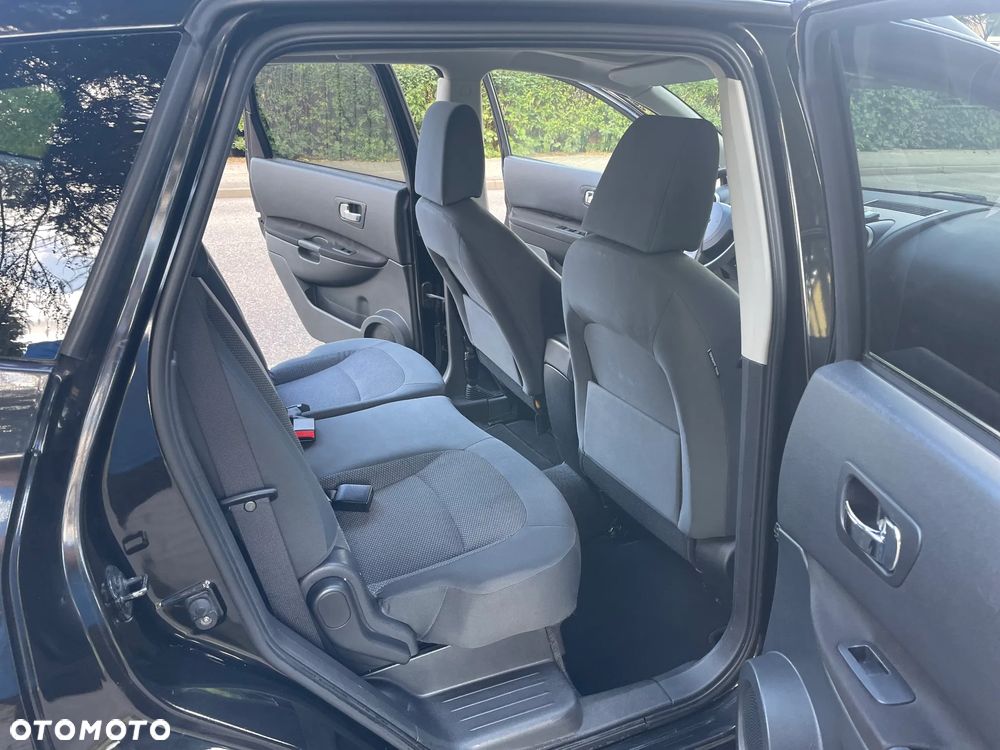 Nissan Qashqai+2 - 16