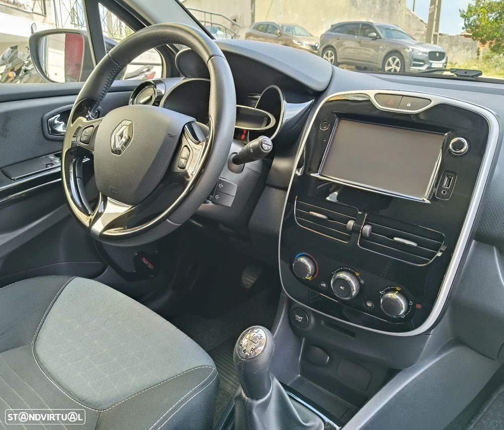 Renault Clio Sport Tourer 1.5 dCi Dynamique S - 16