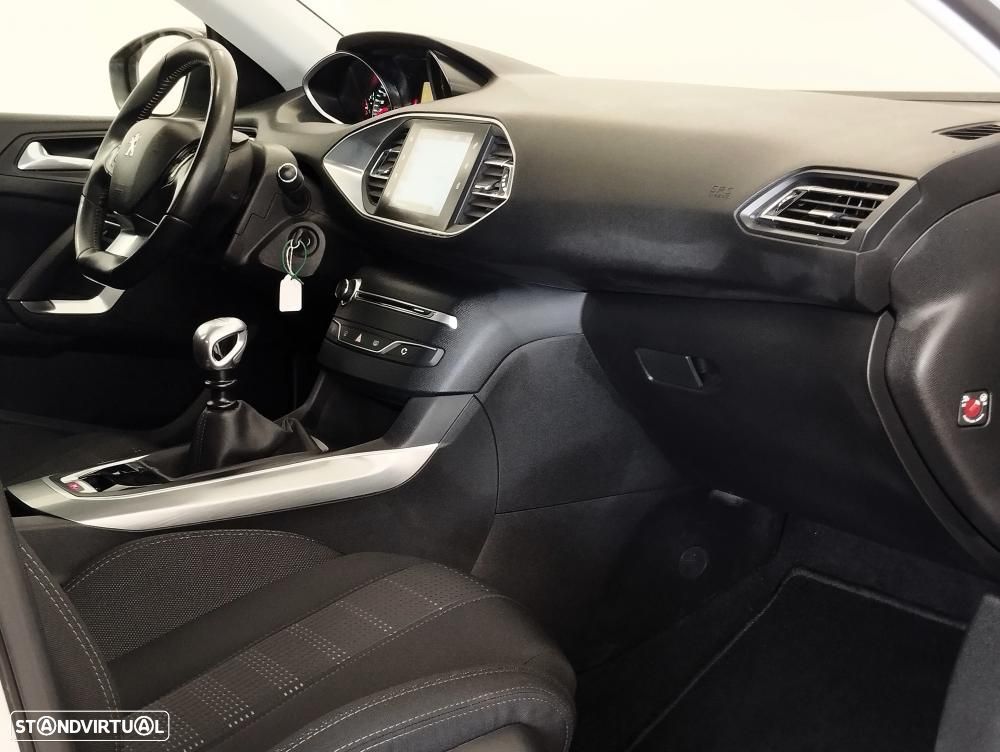 Peugeot 308 - 43