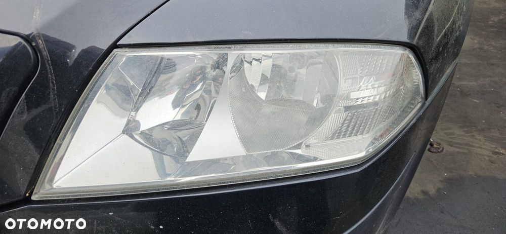 SKODA OCTAVIA II  04-08 1.9 TDI BXE - ZDERZAK PRZÓD PRZEDNI CZARNY - 6