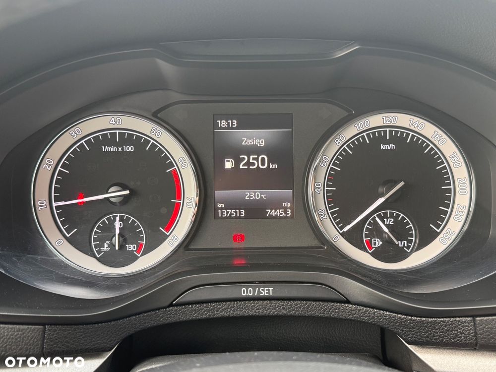 Skoda Karoq 1.5 TSI ACT 4x2 Ambition - 18