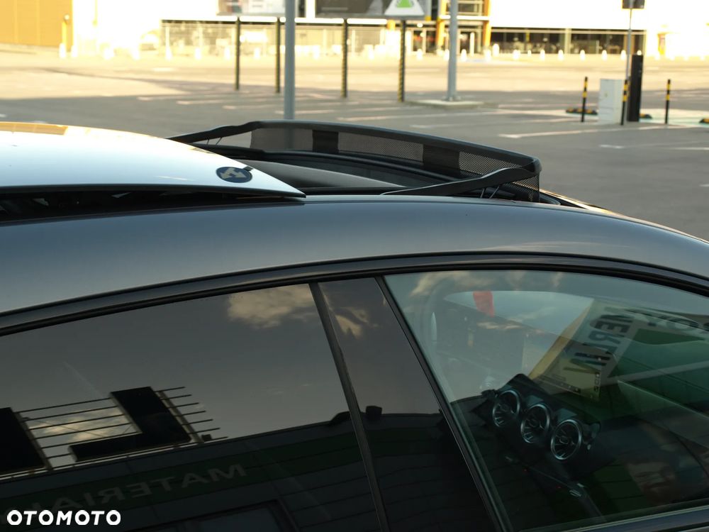 Mercedes-Benz CLA 220 d 8G-DCT - 33
