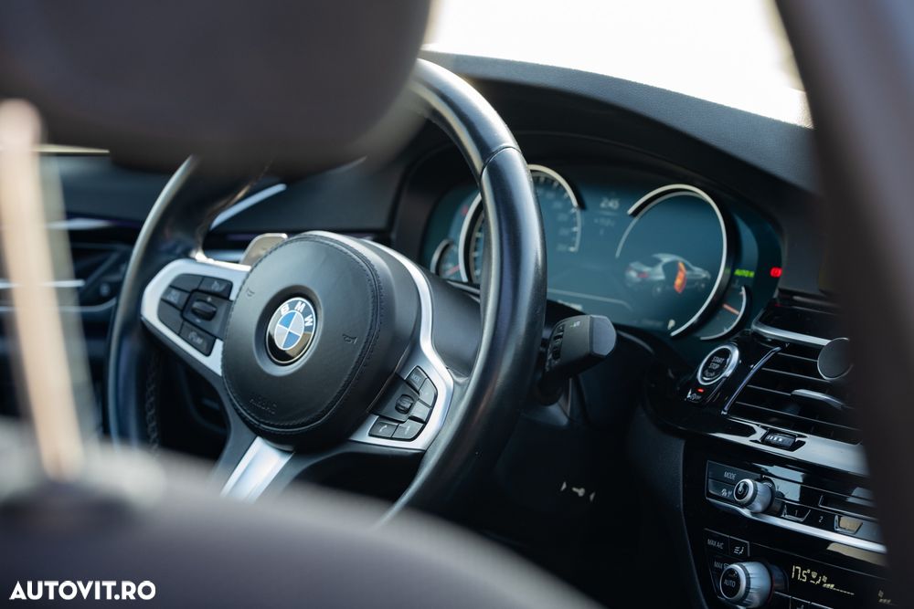 BMW Seria 5 520d xDrive AT - 7