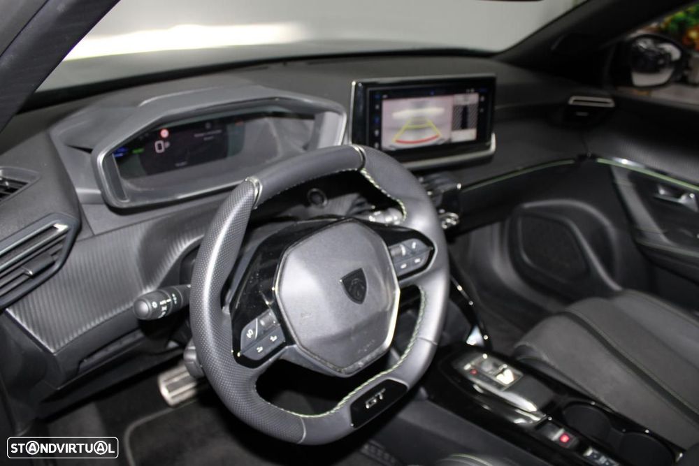 Peugeot e-2008 50 kWh GT - 12