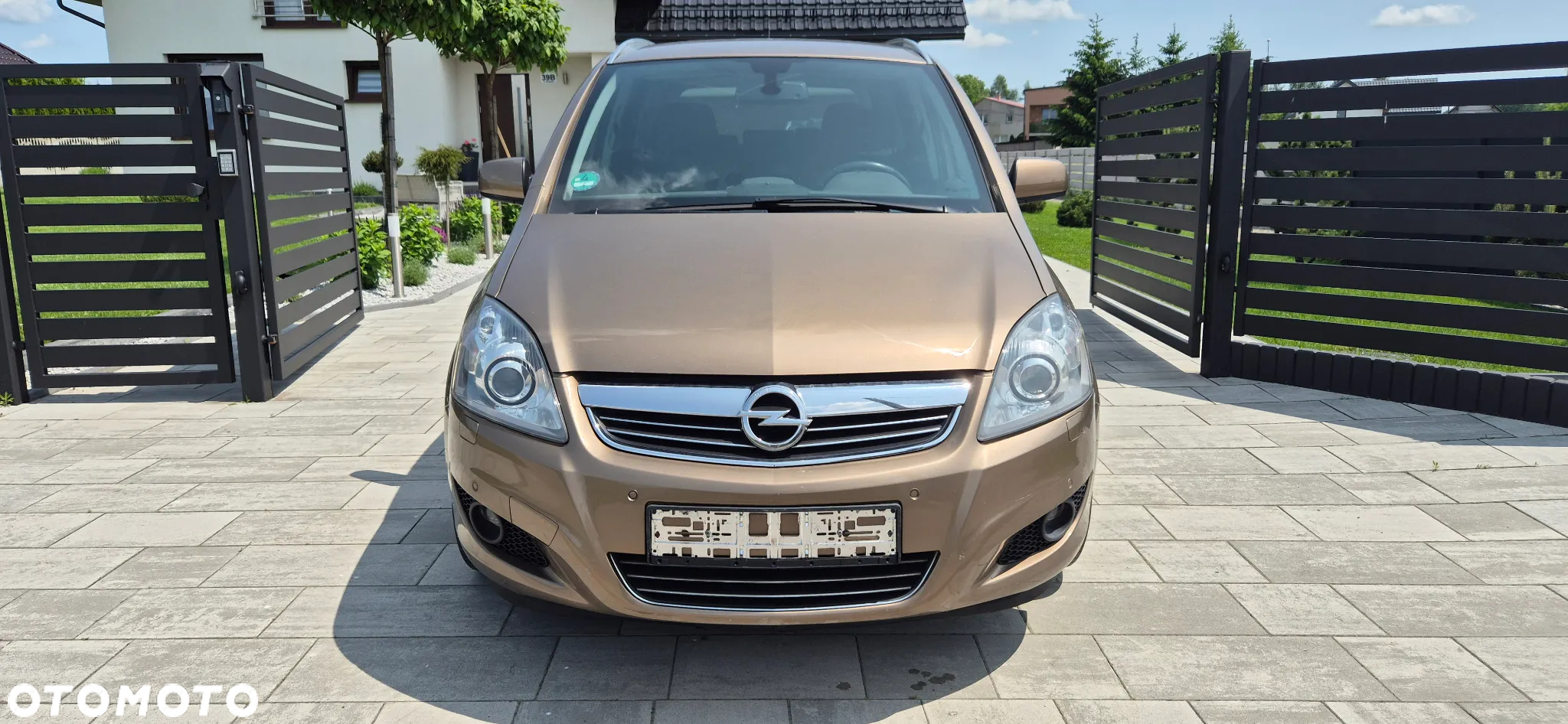 Opel Zafira 1.8 Cosmo EasyTronic - 2
