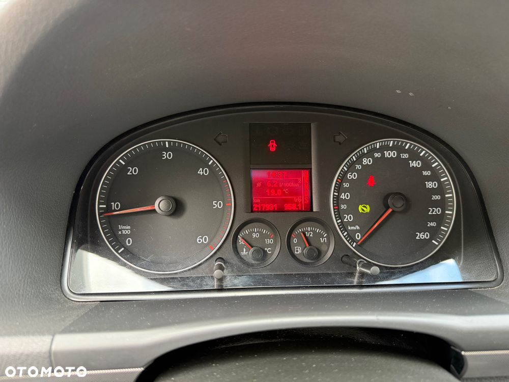 Volkswagen Touran 1.9 TDI DSG Trendline - 16