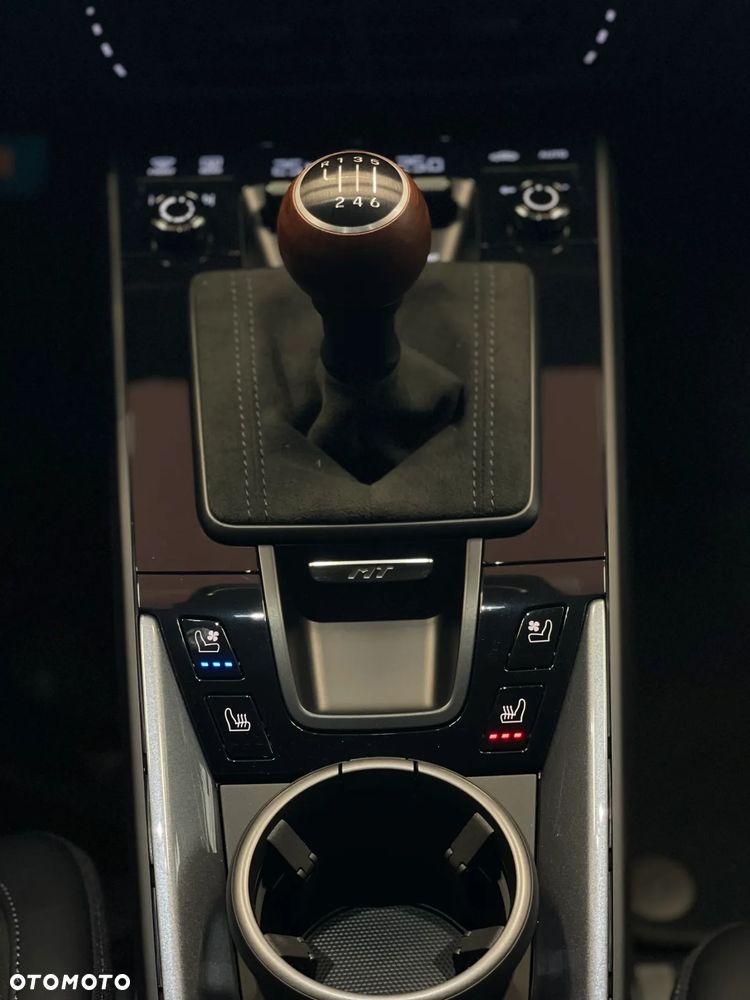 Porsche 911 Carrera T - 19