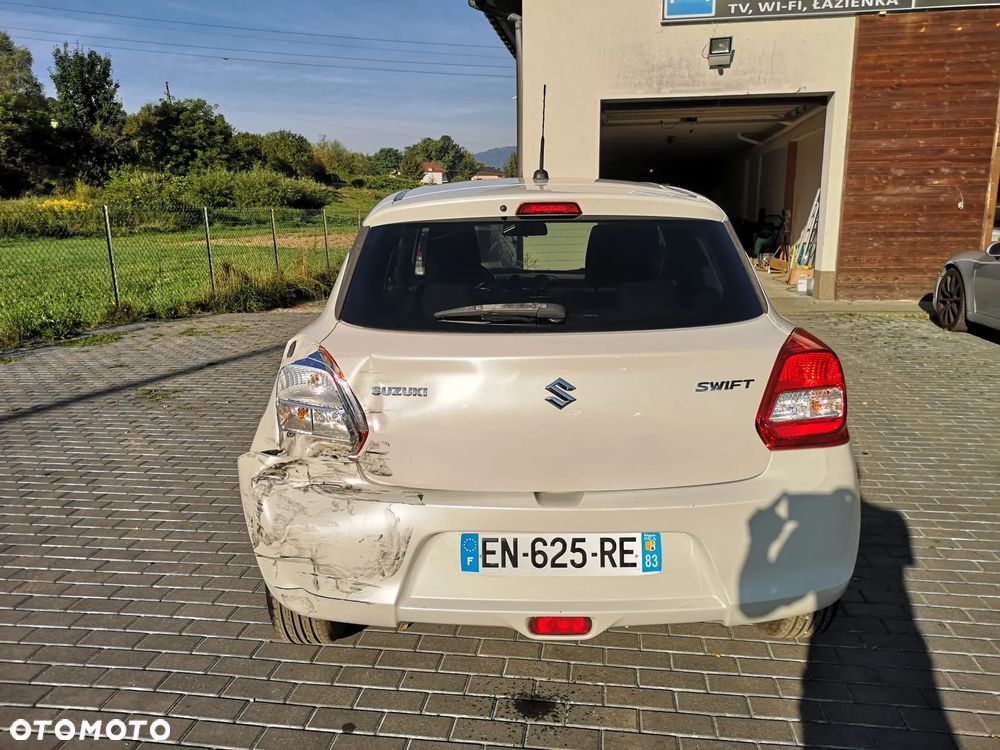 Suzuki Swift 1.2 Premium Plus - 13
