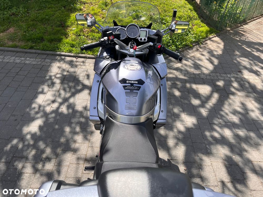 Yamaha FJR - 31