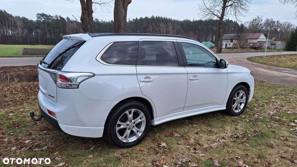 Mitsubishi Outlander 2.2 DID Intense + 4WD - 4