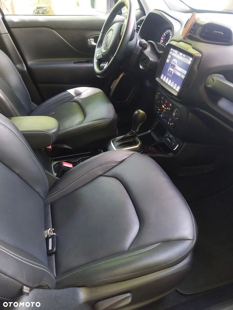 Jeep Renegade 1.5 GSE T4 48V e-Hybrid Automatik Longitude - 8