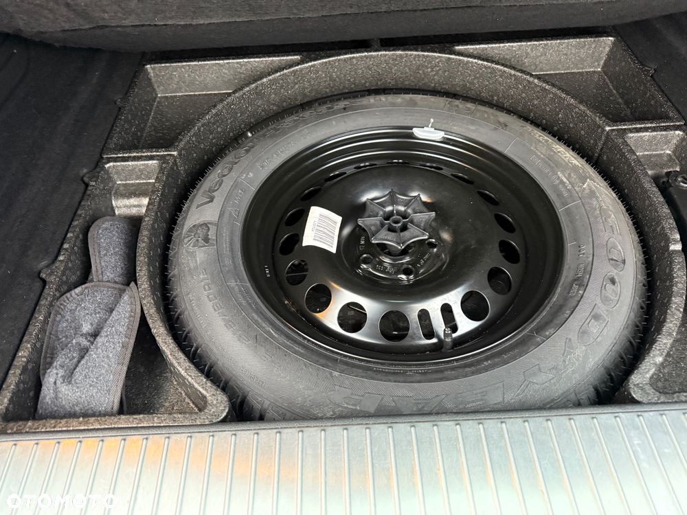 Opel Astra 1.6 ECOFLEX Start/Stop Edition - 22