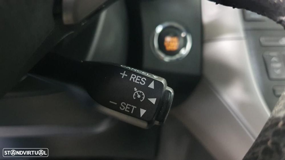 Toyota Auris 2.0 D-4D Exclusive - 27