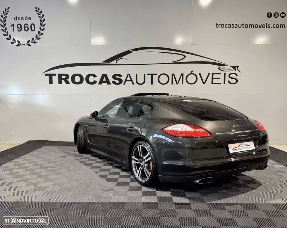 Porsche Panamera - 58