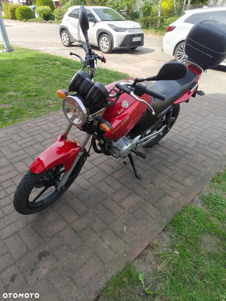 Yamaha YBR - 4