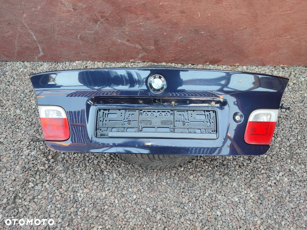 BMW E46 SEDAN ORYGINALNA KLAPA BAGAŻNIKA TYŁ W KOLORZE ORIENTBLAU Metallic 317/5 O NR. 41 62 7 003 314 / 41 62 8 238 462 / 41 62 7 003 314 OEM