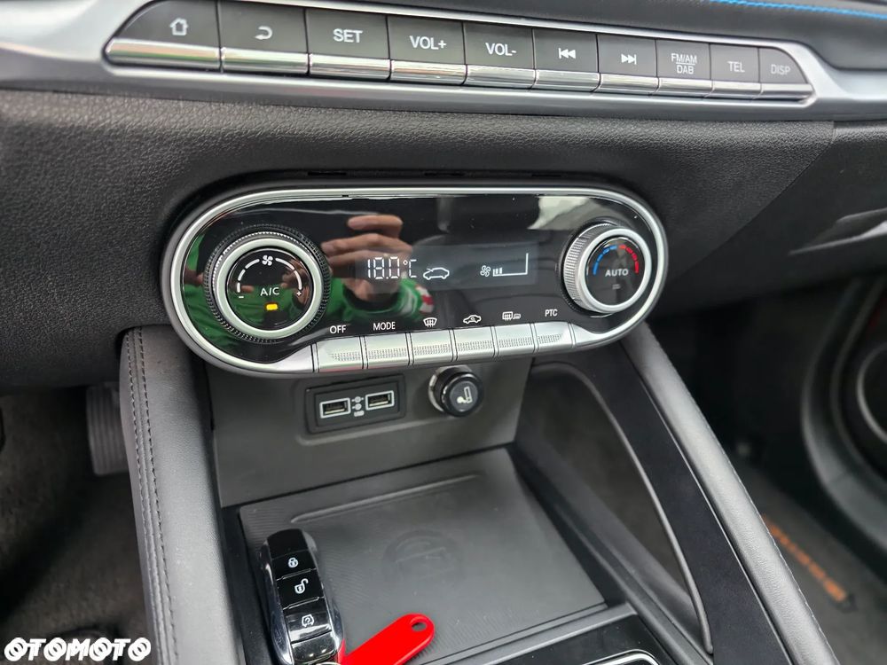 Seres 3 53kWh Luxury - 22